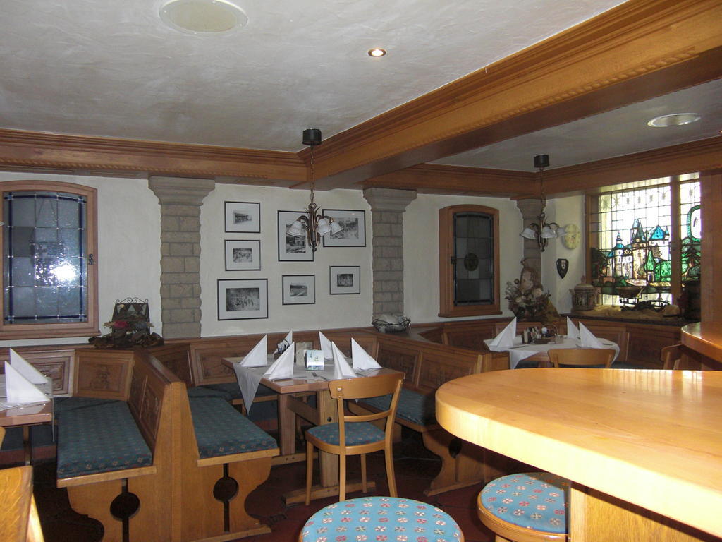 Weibern Hotel Restaurant Eifelstube מראה חיצוני תמונה