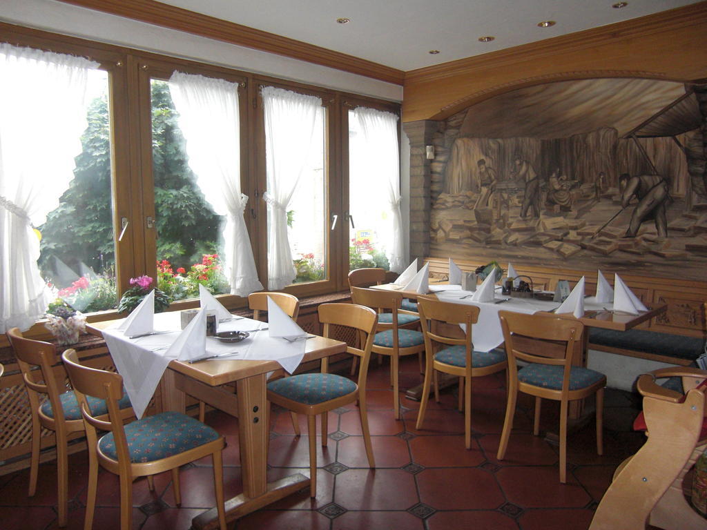 Weibern Hotel Restaurant Eifelstube מראה חיצוני תמונה